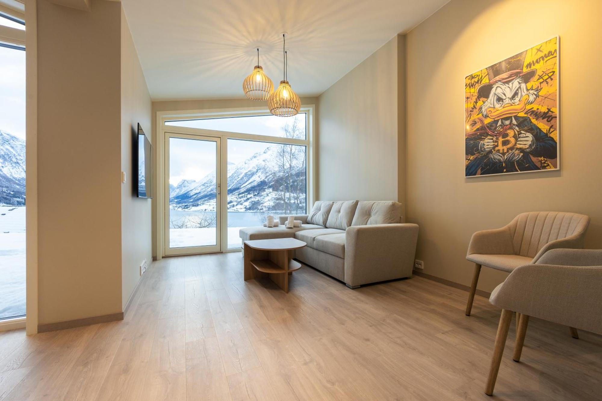 Leilighet Med Utsikt I Loen Stryn Bagian luar foto